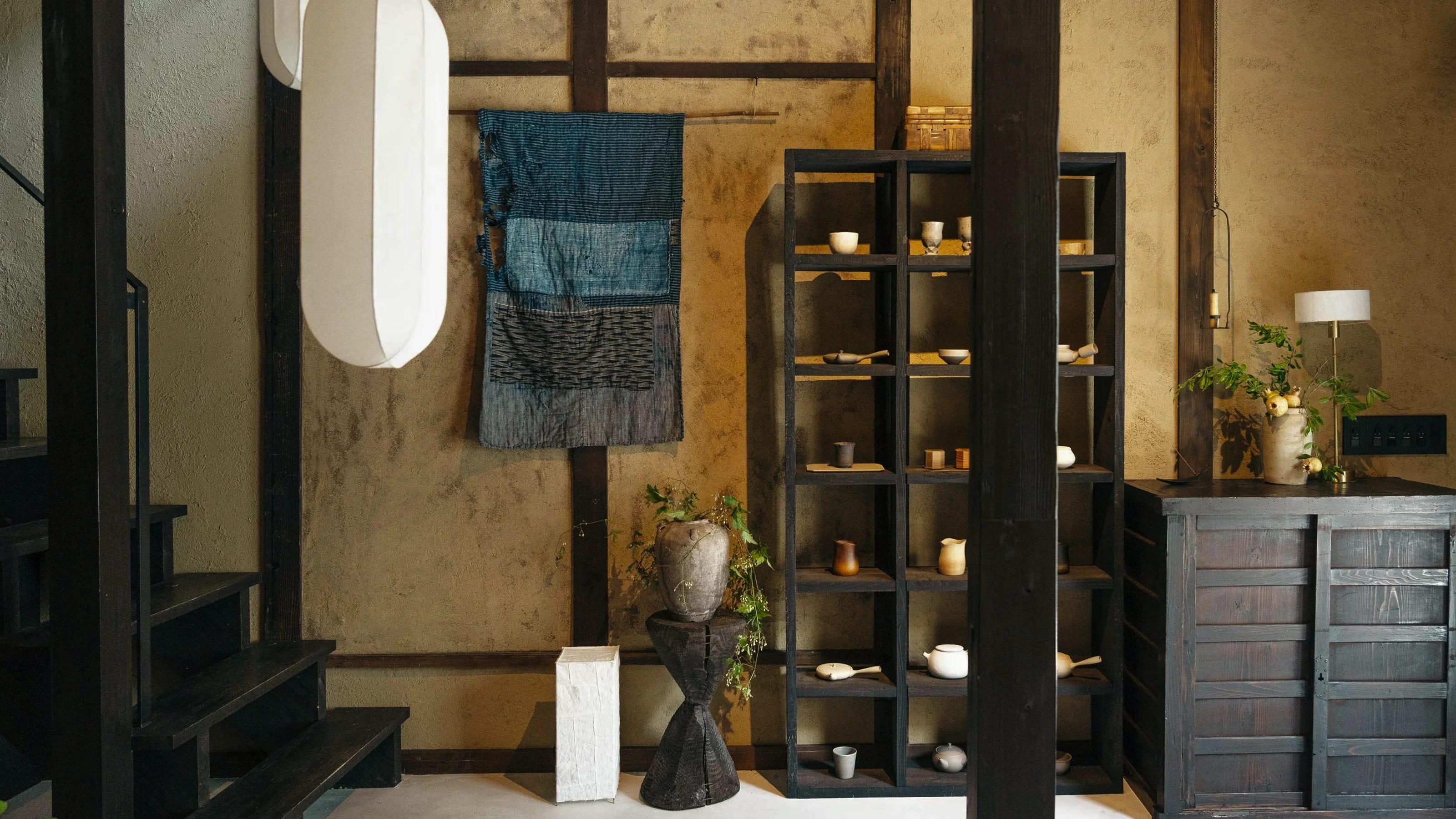 Image 1 of 10 in carousel.